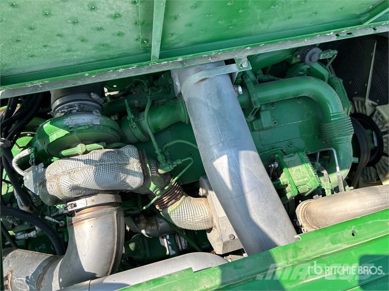 John Deere S690 Kombájnok