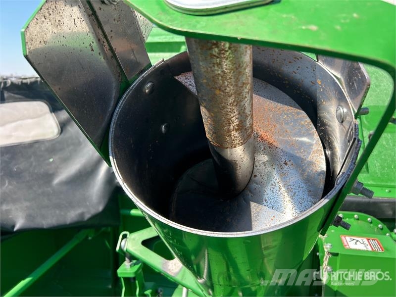 John Deere S690 Kombájnok