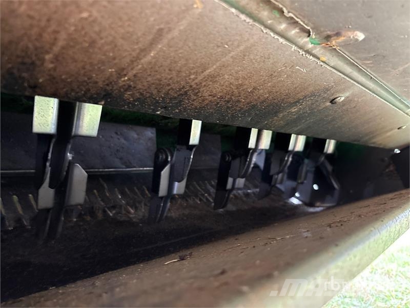 John Deere S690 Biçerdöverler