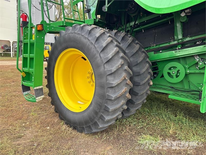John Deere S690 Biçerdöverler
