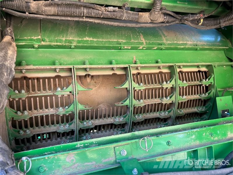 John Deere S690 Maaidorsmachines