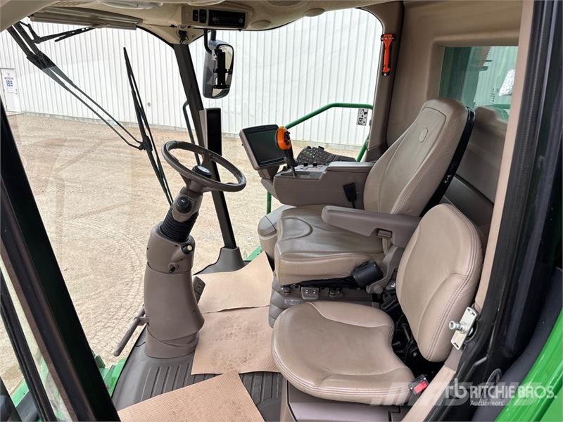 John Deere S690 Leikkuupuimurit