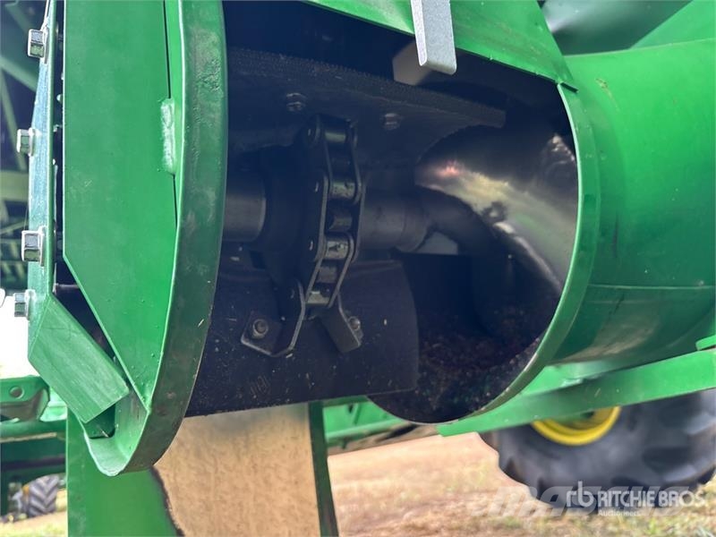 John Deere S690 Biçerdöverler
