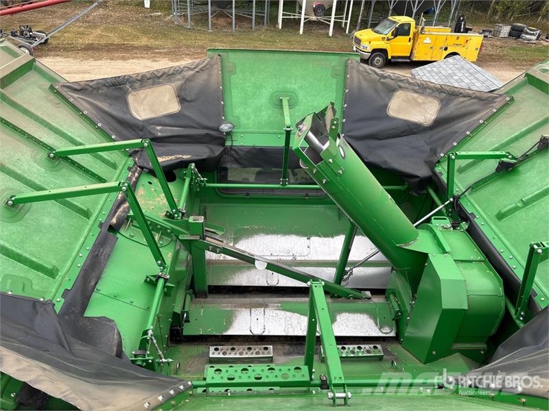 John Deere S690 Biçerdöverler