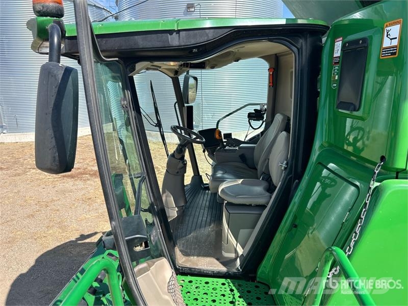 John Deere S690 Leikkuupuimurit