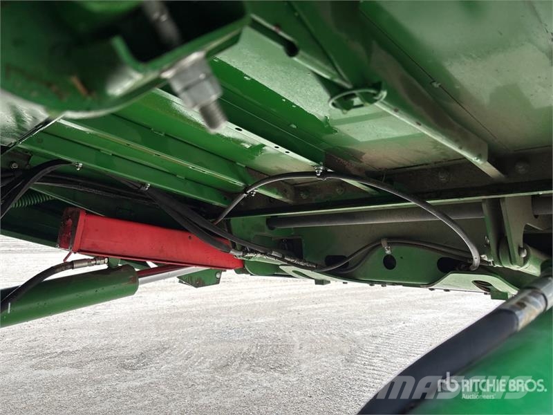 John Deere S690 Leikkuupuimurit