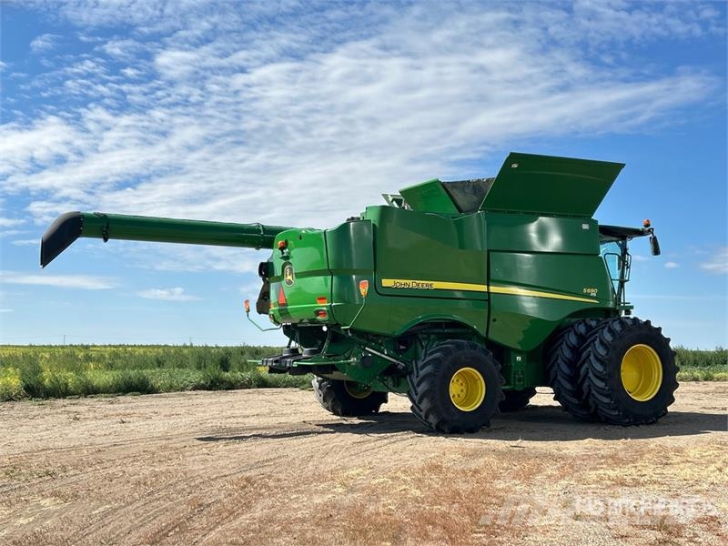 John Deere S690 Leikkuupuimurit