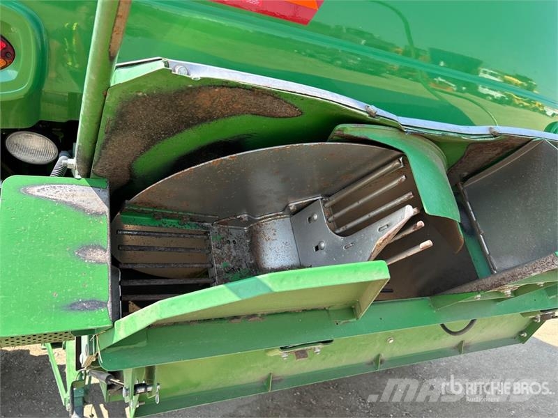 John Deere S690 Kombájnok