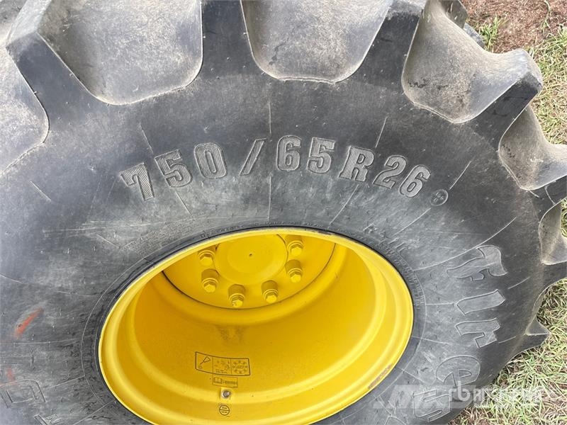 John Deere S690 حصادات