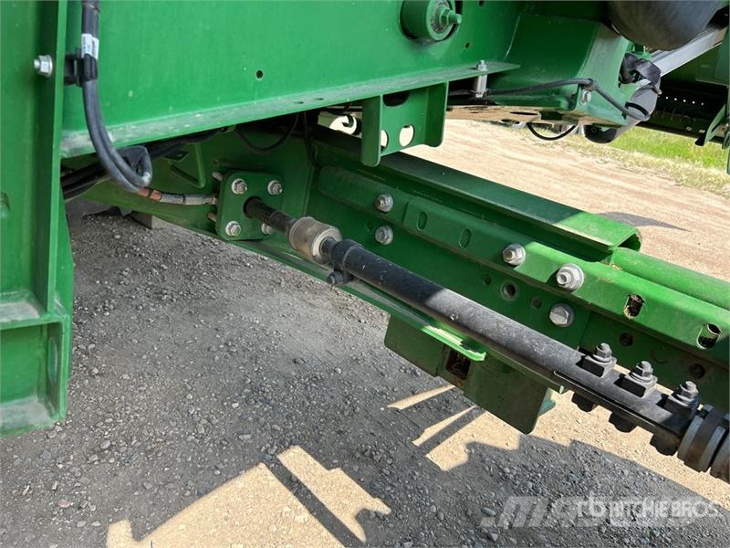 John Deere S690 Kombájnok