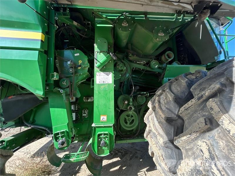 John Deere S690 Maaidorsmachines