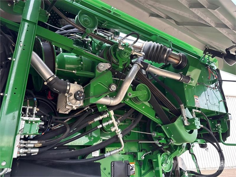 John Deere S690 Leikkuupuimurit