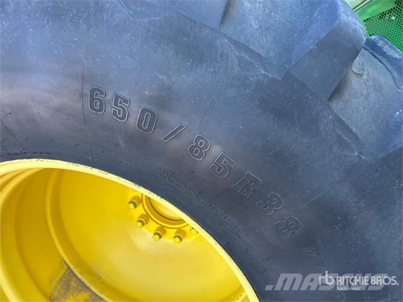 John Deere S690 コンバイン