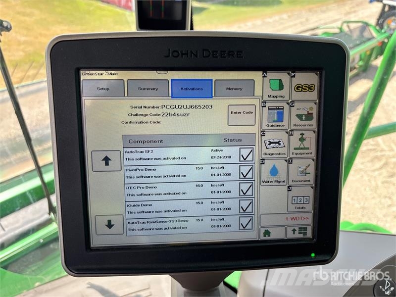 John Deere S690 Mähdrescher
