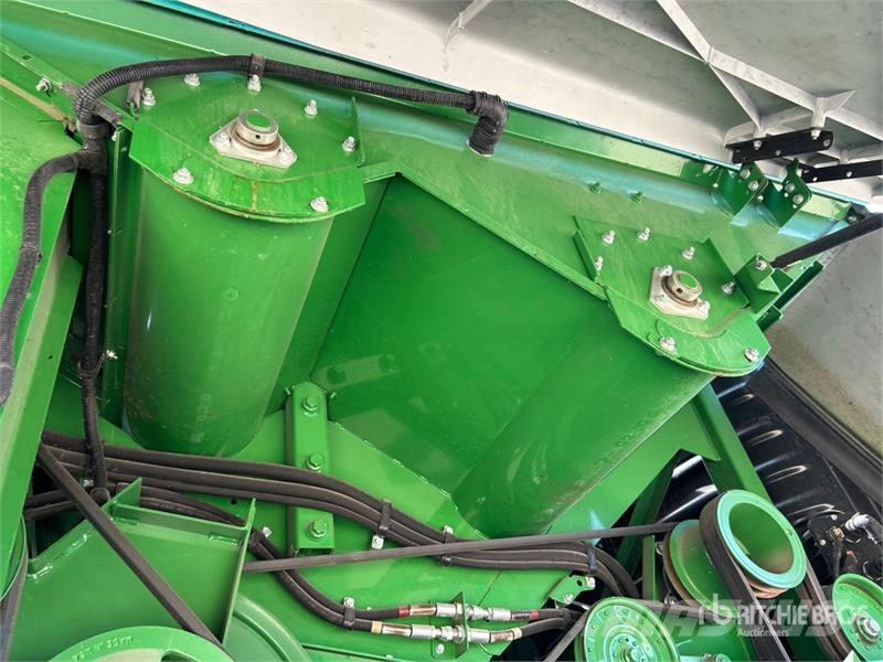 John Deere S690 Kombájnok