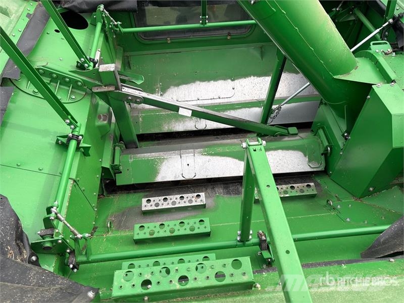 John Deere S690 Biçerdöverler