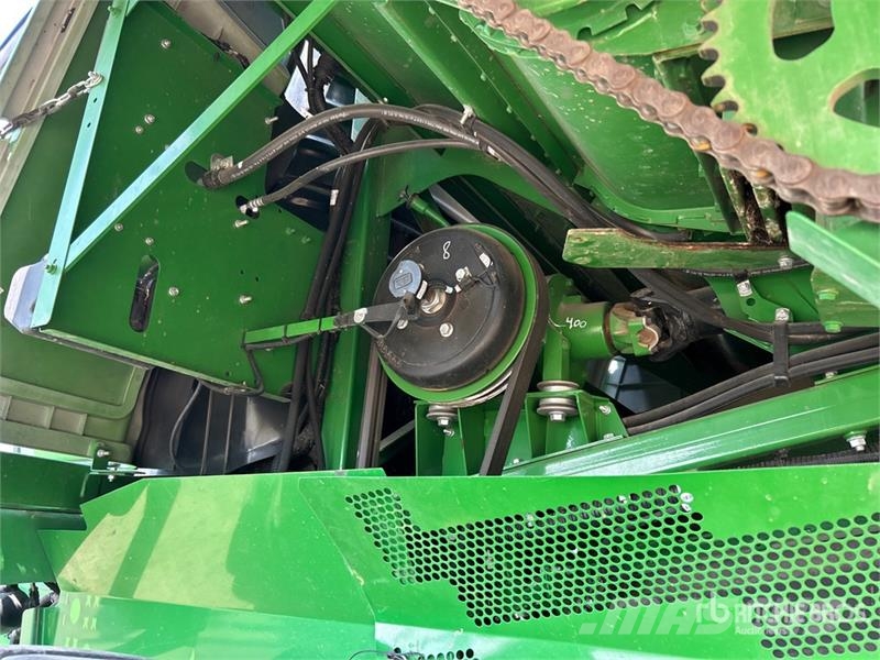 John Deere S690 Kombájnok