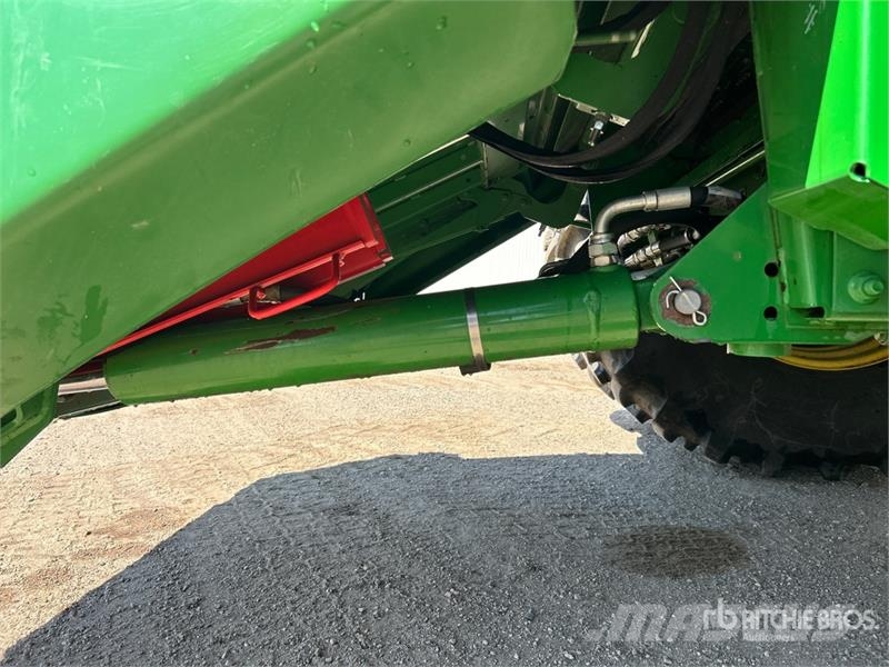 John Deere S690 Kombájnok