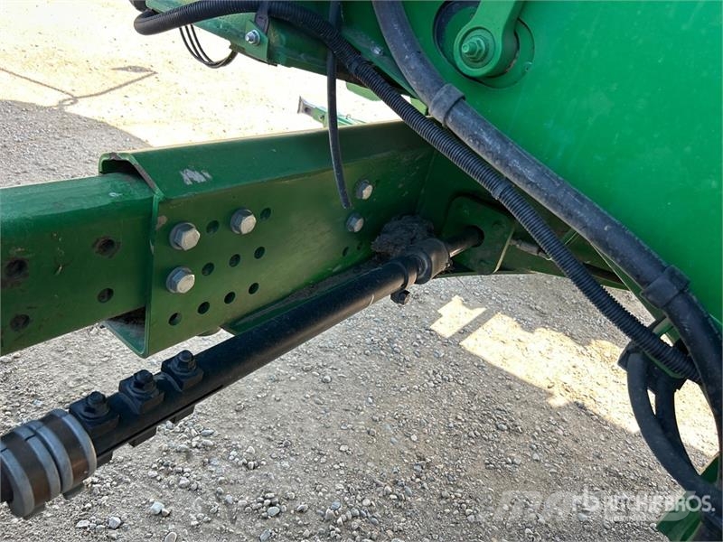 John Deere S690 Kombájnok