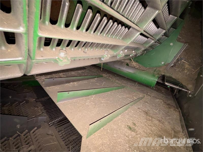John Deere S690 Biçerdöverler
