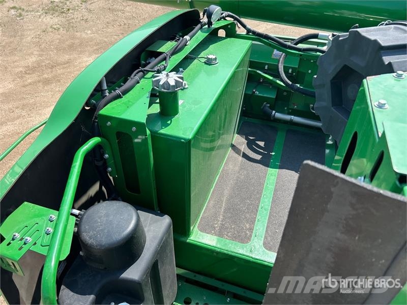 John Deere S690 Kombájnok