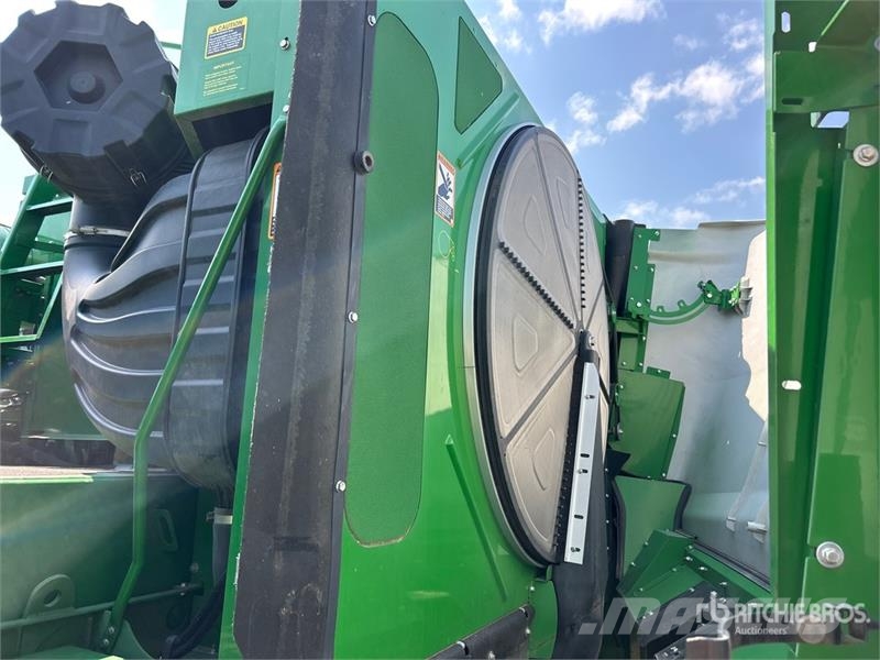 John Deere S690 Kombájnok