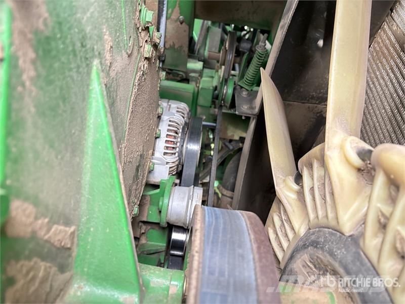 John Deere S690 حصادات