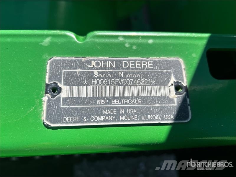 John Deere S690 コンバイン
