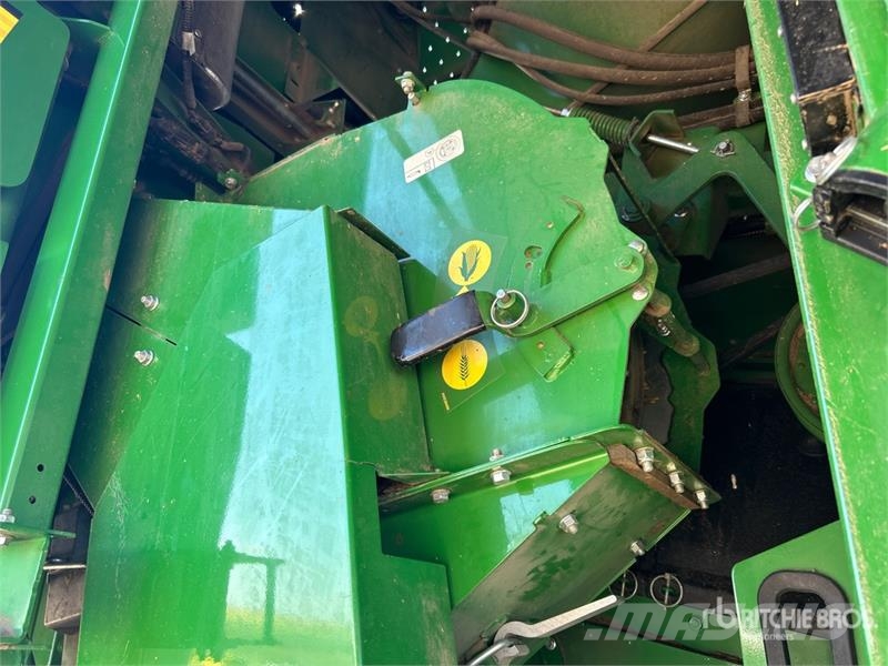 John Deere S690 Leikkuupuimurit
