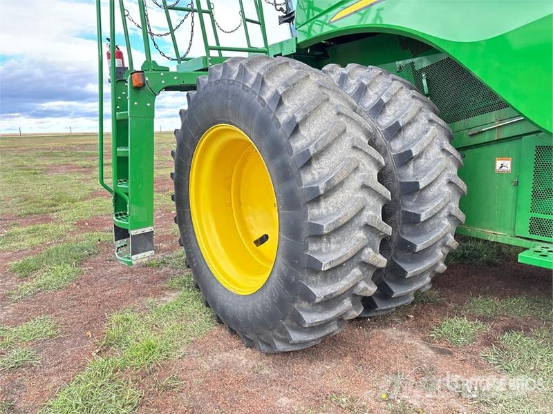 John Deere S690 حصادات