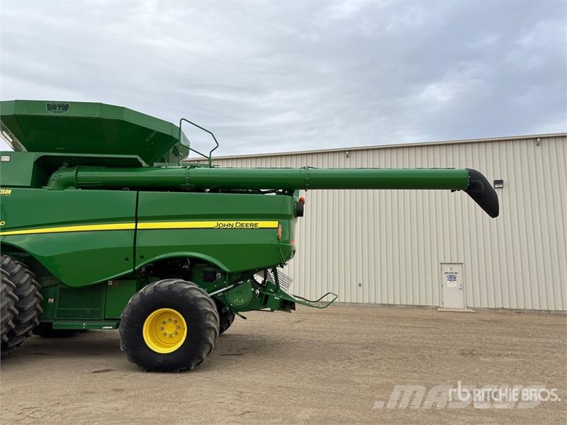 John Deere S690 Leikkuupuimurit