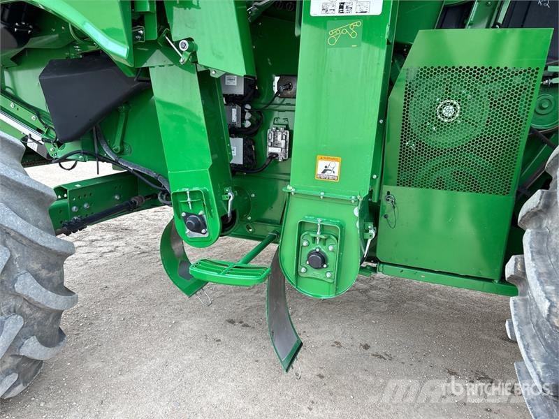John Deere S690 Leikkuupuimurit