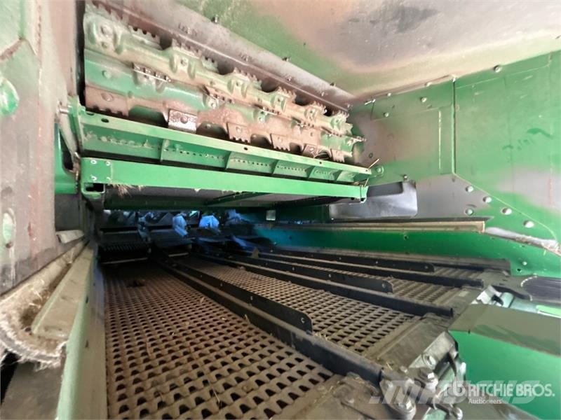John Deere S690 Maaidorsmachines