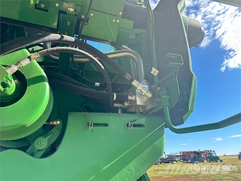 John Deere S690 حصادات