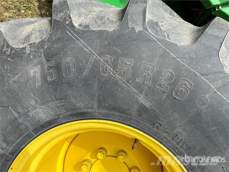 John Deere S690 Mähdrescher