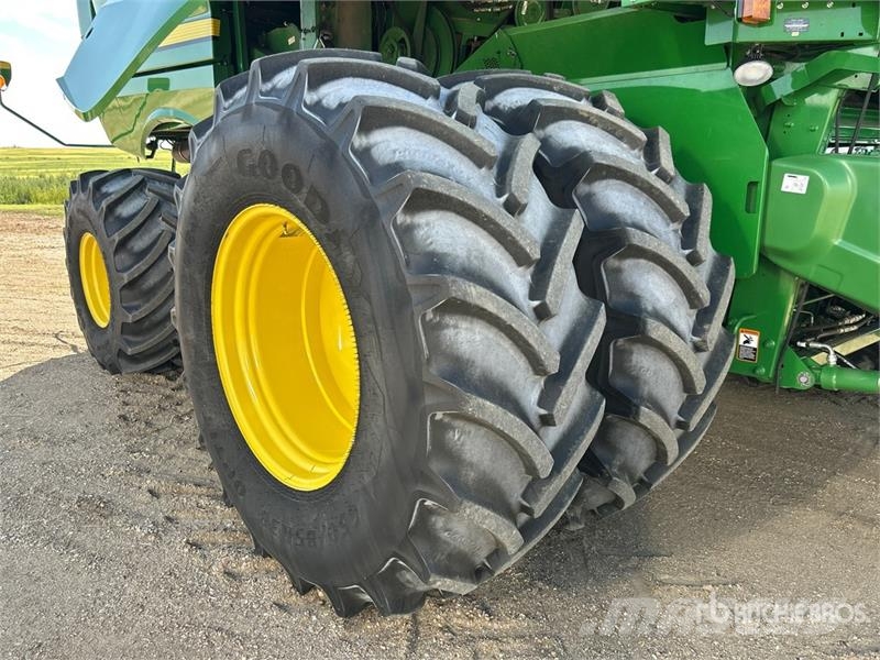 John Deere S690 Leikkuupuimurit