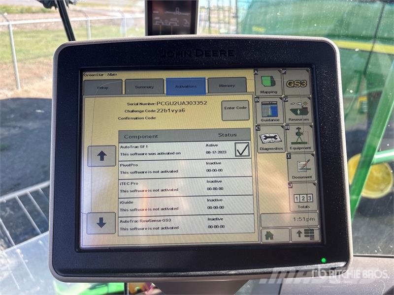 John Deere S690 コンバイン
