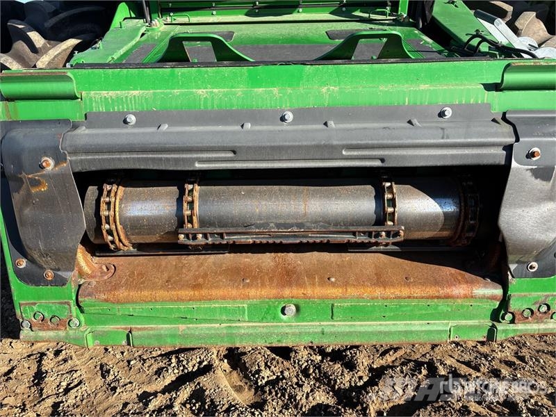 John Deere S690 حصادات