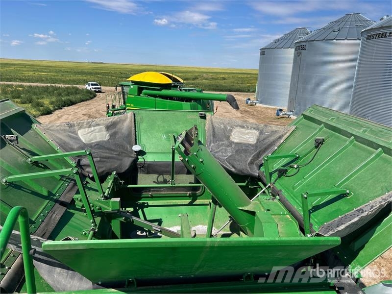 John Deere S690 Leikkuupuimurit
