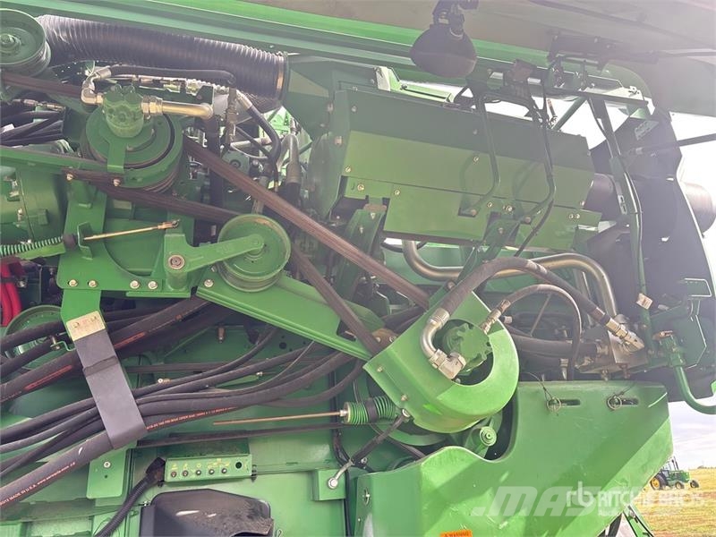 John Deere S690 حصادات