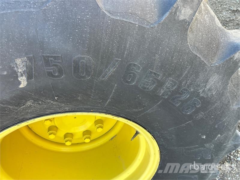 John Deere S690 コンバイン