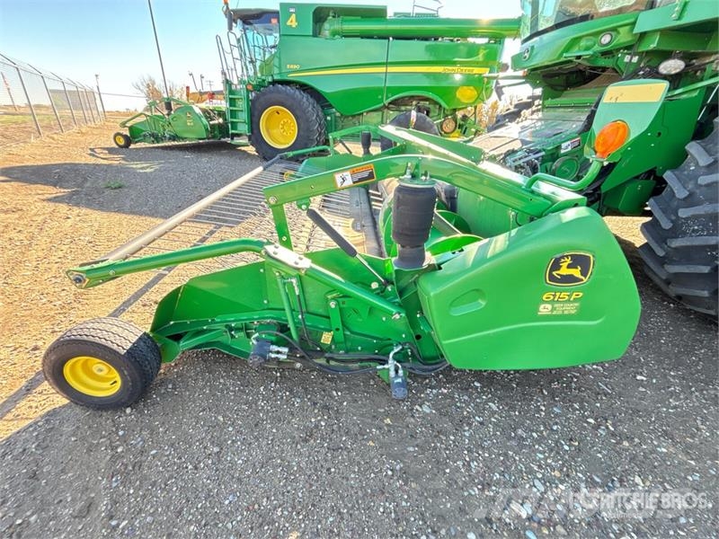 John Deere S690 コンバイン