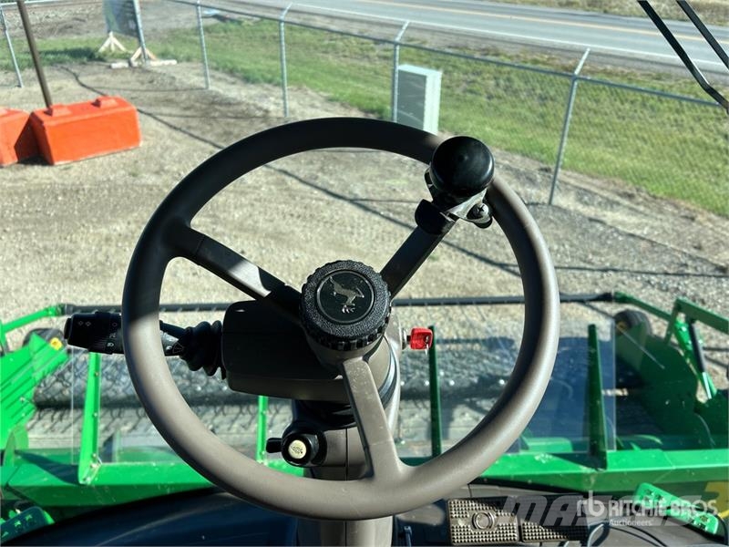 John Deere S690 コンバイン