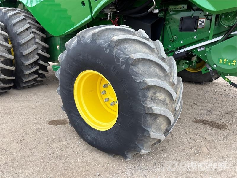 John Deere S690 Leikkuupuimurit