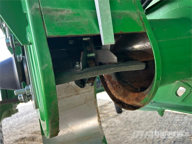 John Deere S690 Kombájnok