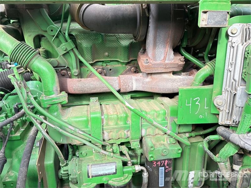 John Deere S690 Sklízecí mlátičky