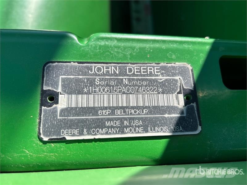 John Deere S690 コンバイン
