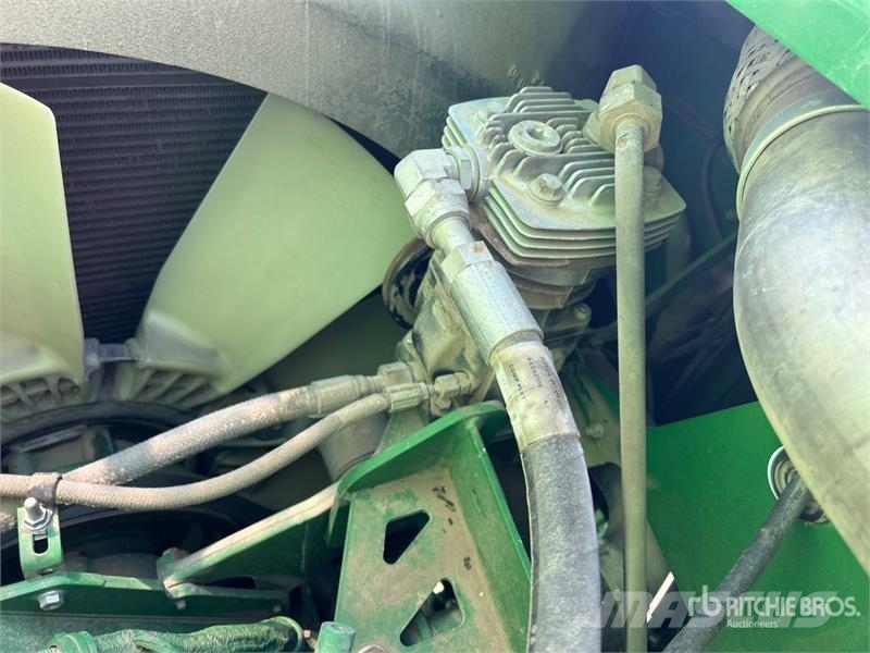 John Deere S690 Maaidorsmachines