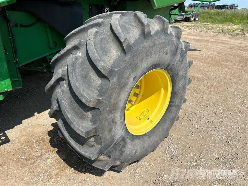 John Deere S690 Kombájnok