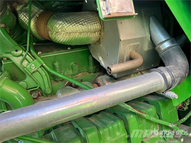 John Deere S690 Kombájnok